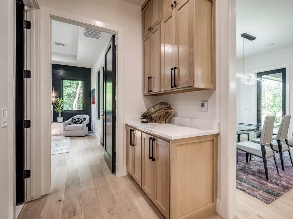 4424-redbud-circle-reshoot-24-6a19a6306232b